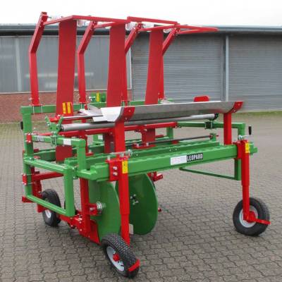 Poseur de film plastique LEOPARD avec 3 dispositifs pour la pose du goutte-à-goutte