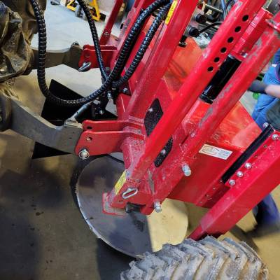 Accessories: Adjustable wedge-shaped distribution body